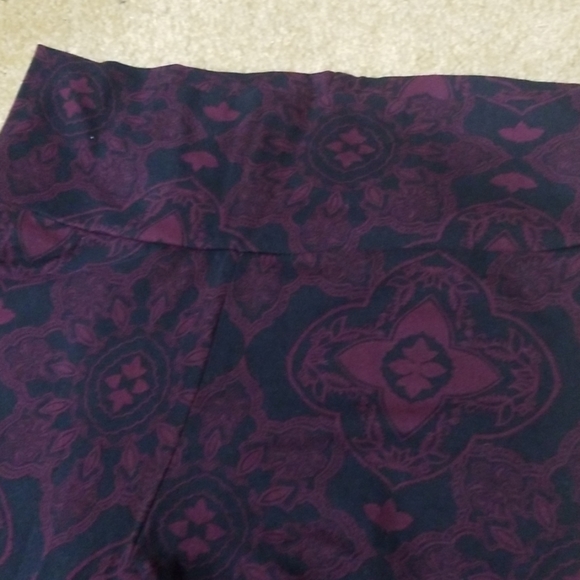 Leggings - Picture 2 of 3